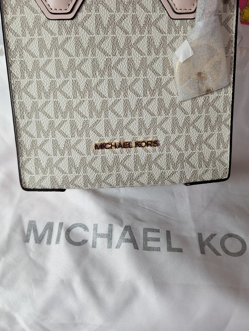 NWT Michael Kors Extra Small Mercer Crossbody Bag Vanilla Powder Blush w/ Dust B
